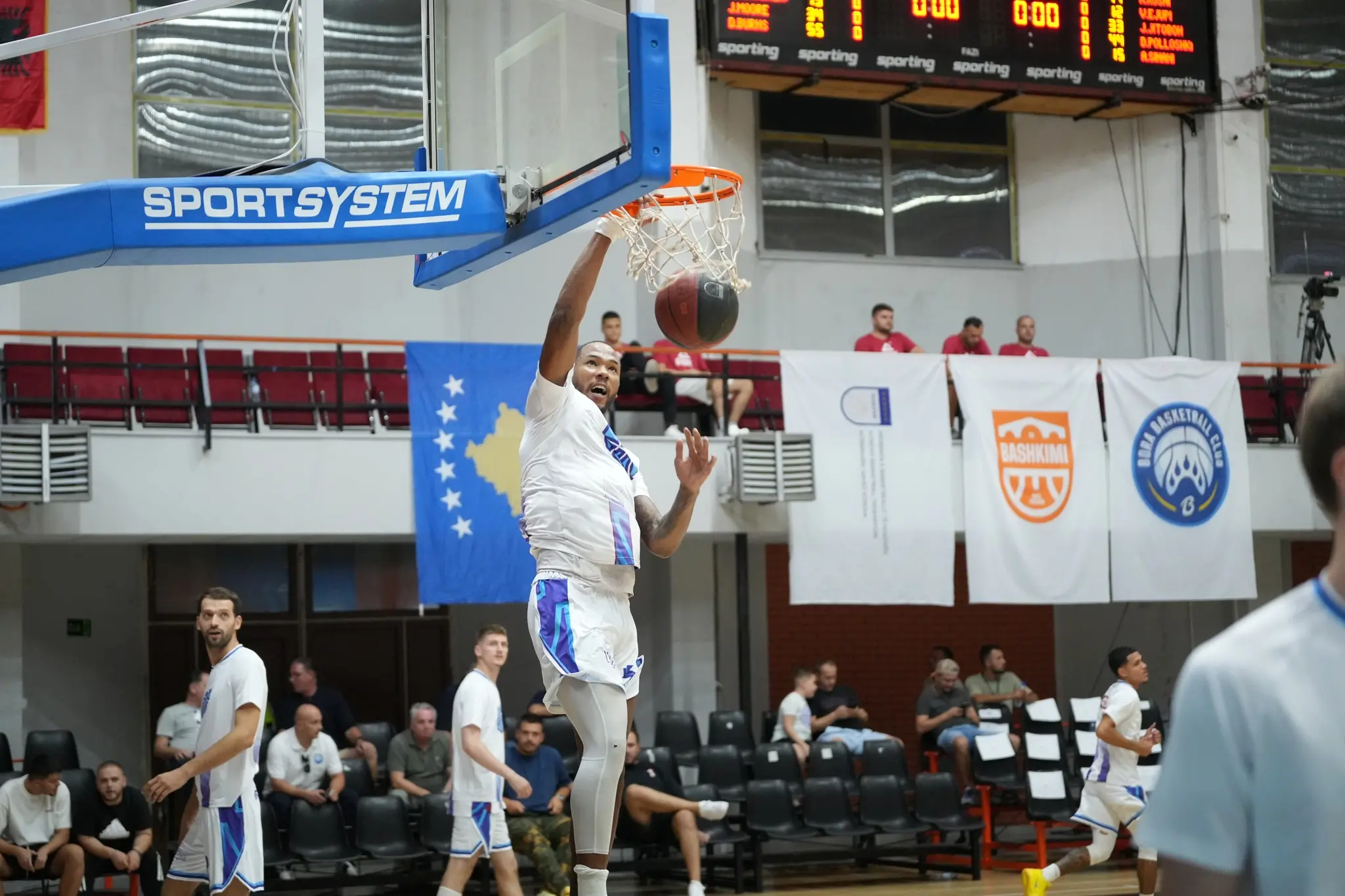 Pamje nga ndeshja Sigal Prishtina-Vëllaznimi